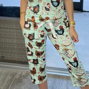 Women's SHIRLEY & STONE Chicken Print Capri Pajamas